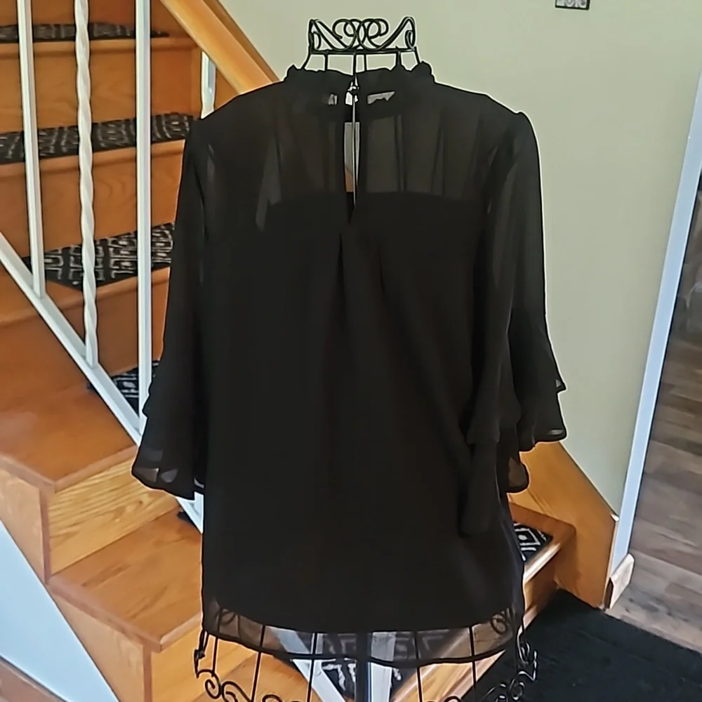 👚MONTEAU BLACK TOP👚 - Picture 6 of 9